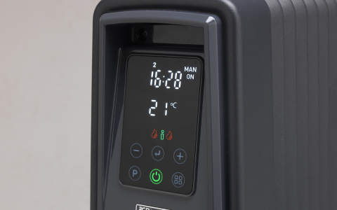 Dimplex EvoRad portable radiator with LED screen